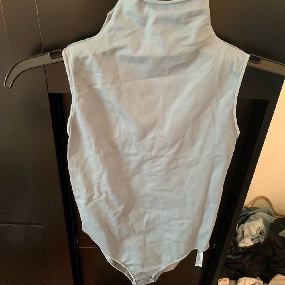 SKIMS BODYSUIT NWOT S/M